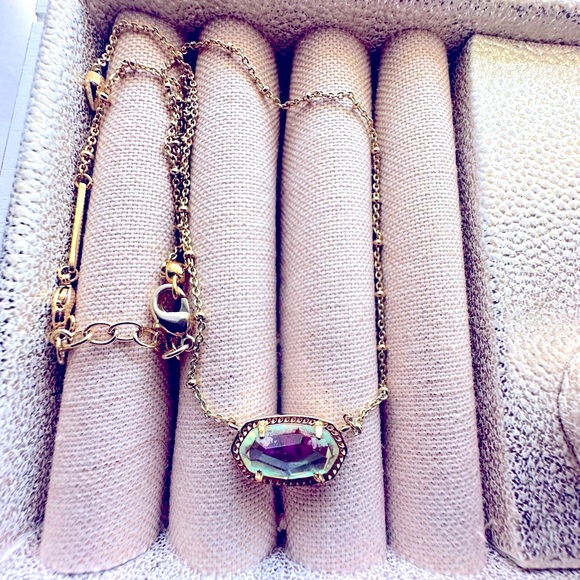 KENDRA SCOTT Elisa Gold Pendant Necklace In Dichroic Glass - Picture 2 of 8